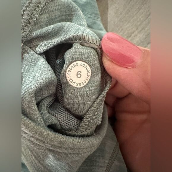 lululemon athletica Green Tank Top - Picture 4 of 4